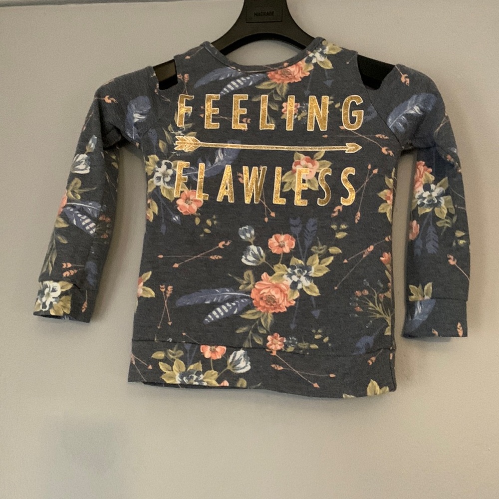 Dream Girl Shoulder Cut Out Long Sleeve Shirt Size 7/8